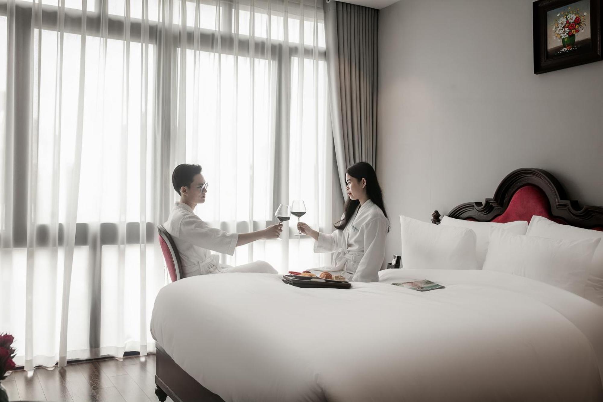 Serene Central Hotel Hanoï Extérieur photo